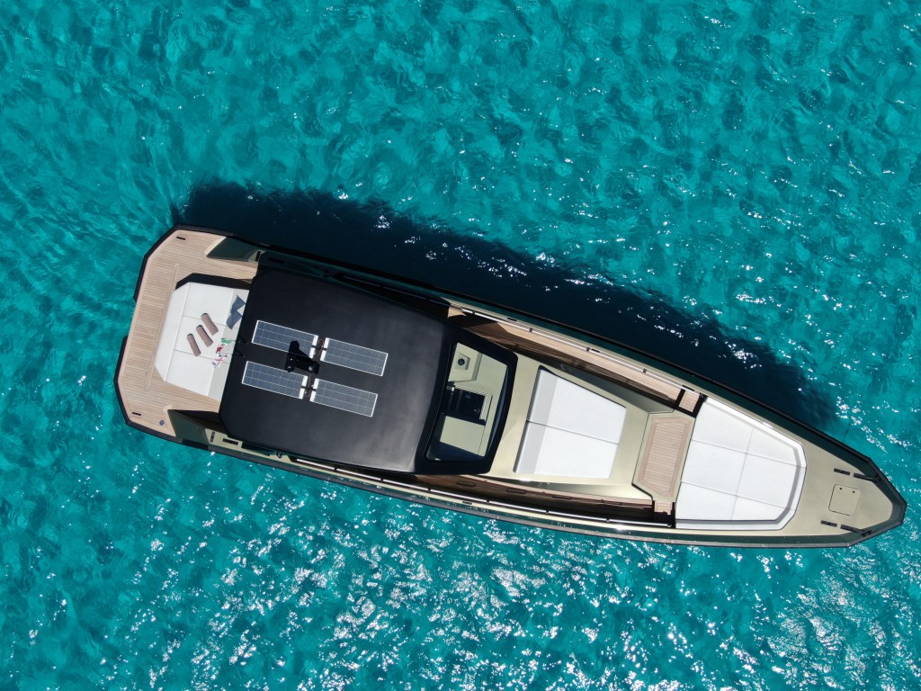 ESTERNO APEX 60
